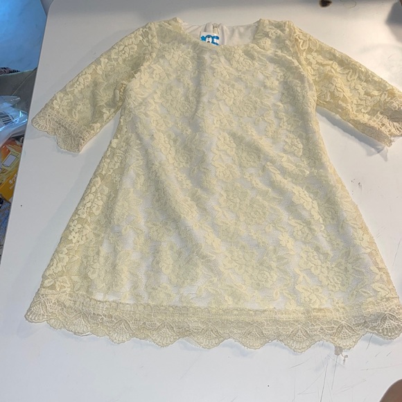Other - Toddler girls lace dress size 100